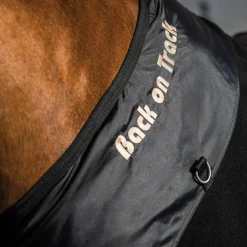 BACK ON TRACK BOT LL Horse Coolers|Back on Track® Supreme Fleece Blanket
