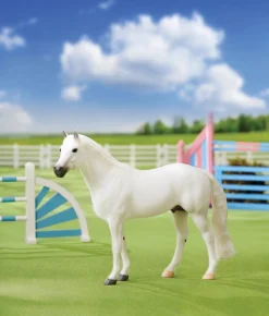 Kids REEVES INTERNATIONAL Gifts|Breyer Horses|Breyer® Traditional® Snowman