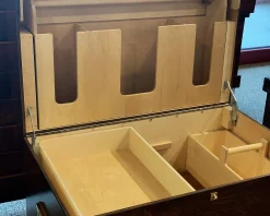 PHOENIX WEST Tack Trunks|DS Hardwood Trunk with Bandage Lid