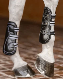 EQUIFIT Horse Boots|® D-Teq™ Front Boots with SheepsWool™ ImpacTeq® Liner