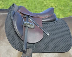 EQUIFIT Dressage Pads|Close Contact Saddle Pads|® Essential Dressage Pad