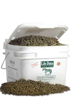 ANIMAL HEALTH INT Horse Supplements|Farrier's Formula®