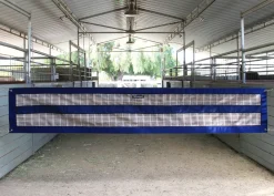 KENSINGTON Stable Hardware|™ Aisle Guard with Adjustable Sides