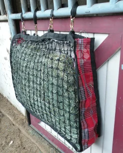 KENSINGTON Hay Bags, Nets & Racks|Stable Hardware|™ Slow Feed 2-Flake Hay Bag