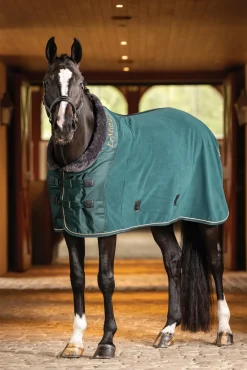 HORSE HEALTH TRADE Stable Sheets|LeMieux® Luxe Fleece Rug