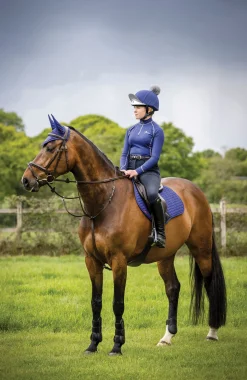 HORSE HEALTH TRADE Close Contact Saddle Pads|LeMieux® Suede Close Contact Square Pad