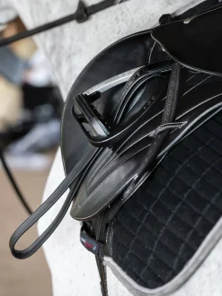 HORSE HEALTH TRADE Stirrup Leathers & Accessories|LeMieux® Vector Stirrup Leathers