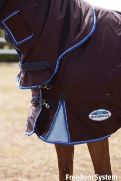 WEATHERBEETA Turnout Blankets|® ComFiTec™ Ultra Cozi II Detach-A-Neck Medium-Weight Turnout Blanket